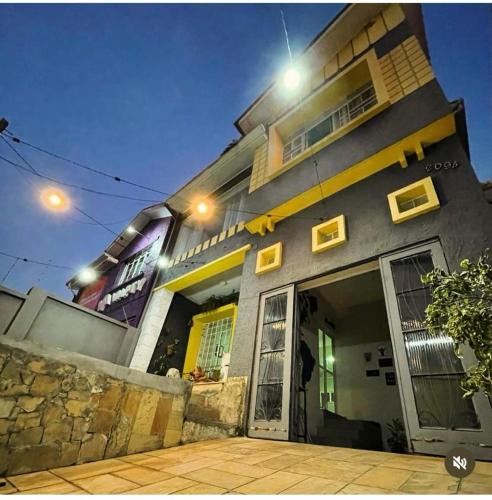 Alto da Rua Quinze Hostel | Gup Hostel