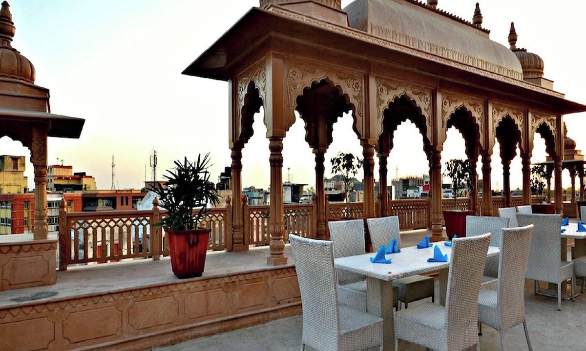 Sindhi Camp Hotel | Gypsy Monkey