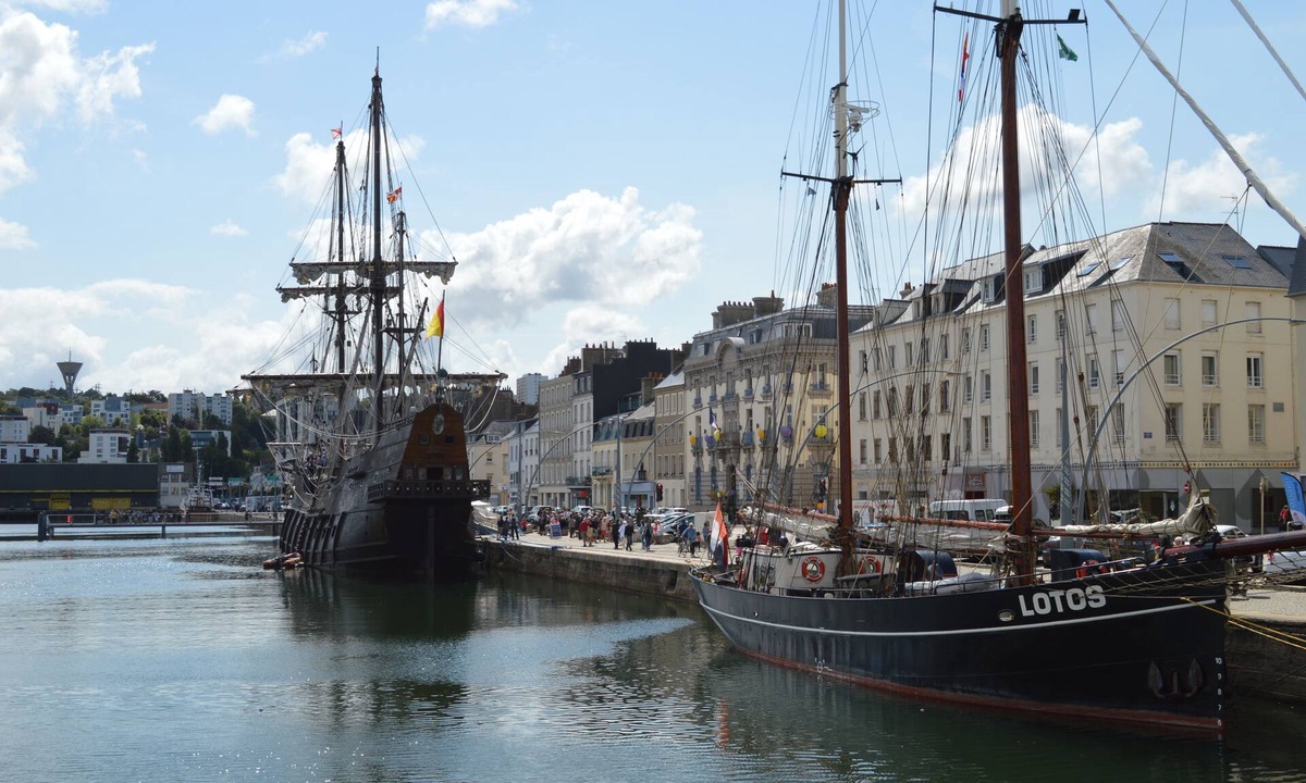 Cherbourg-en-Cotentin Hotel | Hôtel Ambassadeur