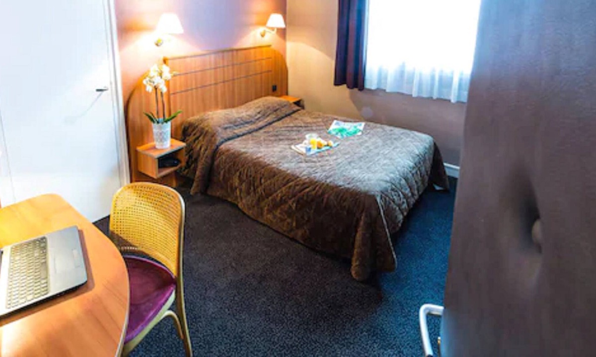 Gare-Jouvenet Hotel | Hôtel Astrid