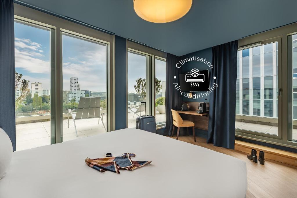Madeleine-Champ de Mars Hotel | Hôtel de la Cité