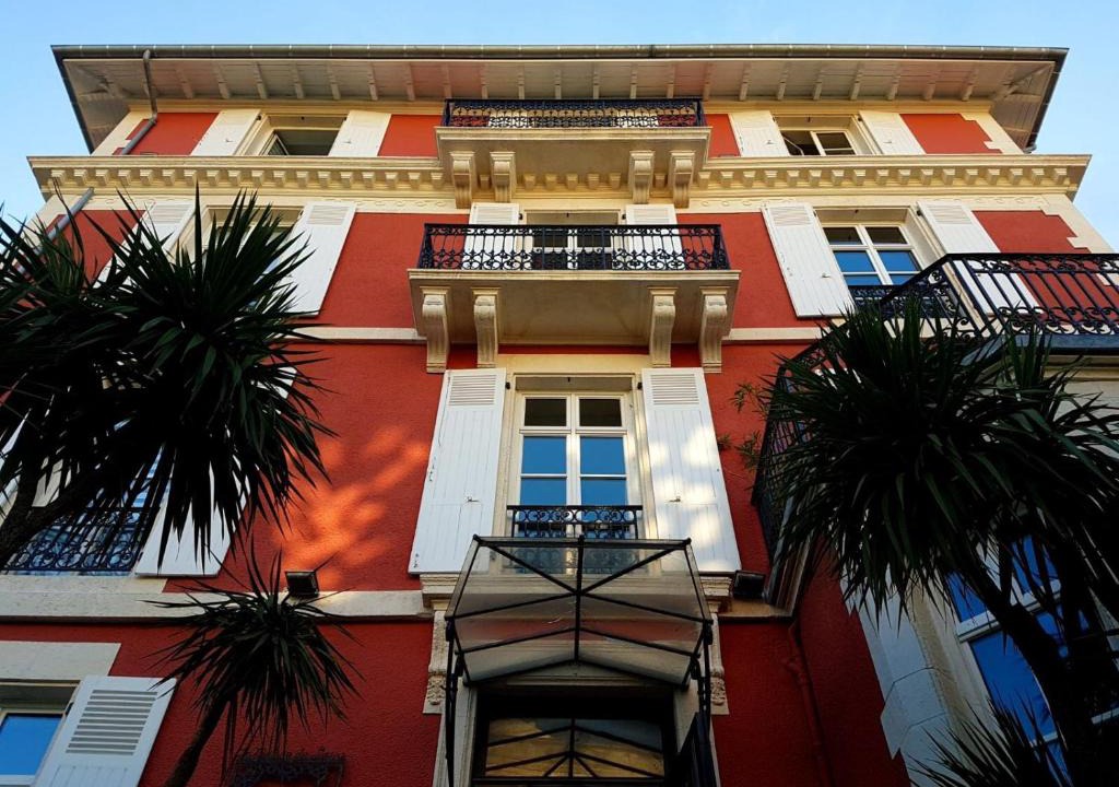 Biarritz City Centre Hotel | Hôtel & Espace Bien-être La Maison du Lierre