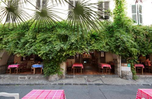 Biot Hotel | Hôtel Les Arcades