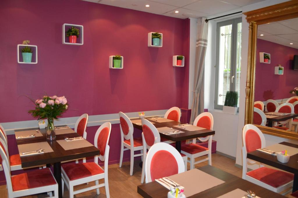 Avignon City Centre Hotel | Hôtel Les Corps Saints
