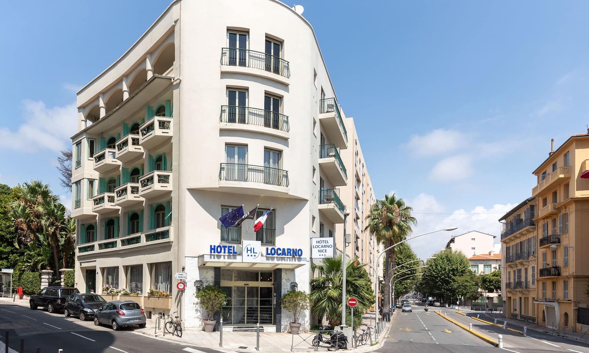 Les Baumettes Hotel | Hôtel Locarno Nice