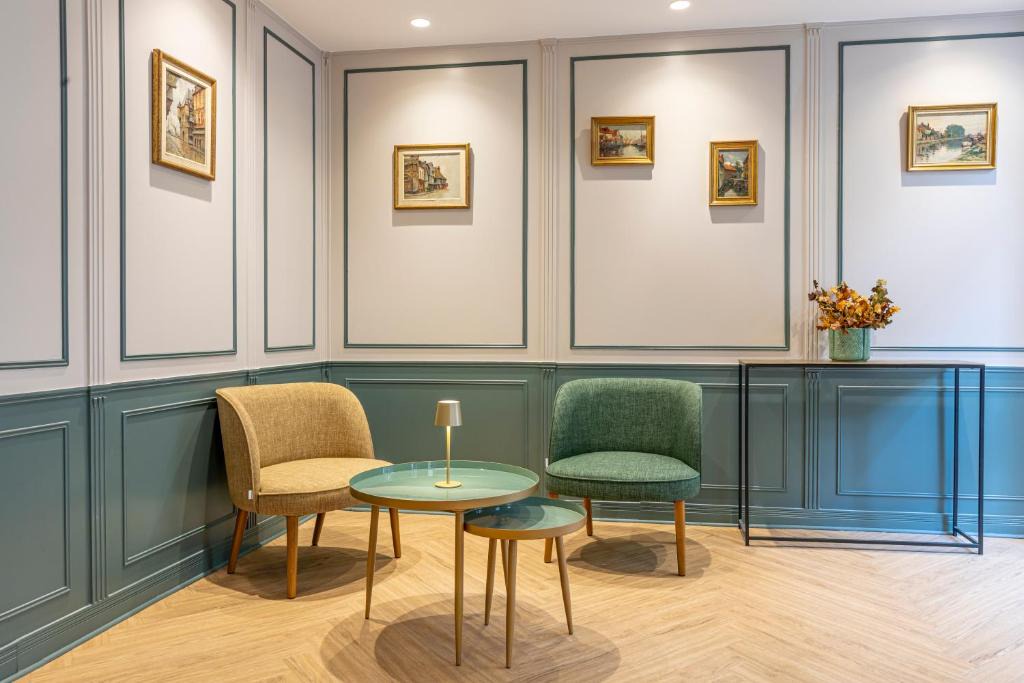 15th Arrondissement Hotel | Hôtel Montcalm