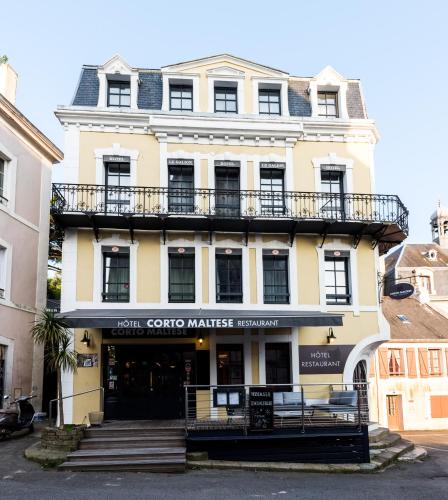 Le Palais Hotel | Hôtel Restaurant Corto Maltese