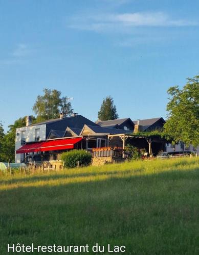 Camps-Saint-Mathurin-Leobazel Hotel | Hôtel Restaurant du Lac