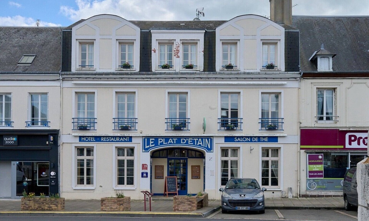 Brou Hotel | Hôtel Restaurant Le Plat d'étain