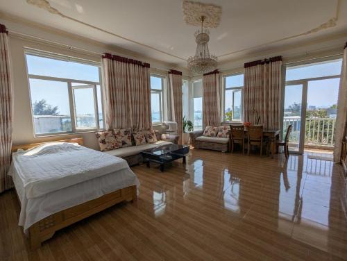 Tho Quang Beach House | Ha Apartment