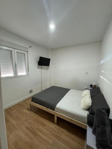 Carabanchel House | Habitación con baño compartido