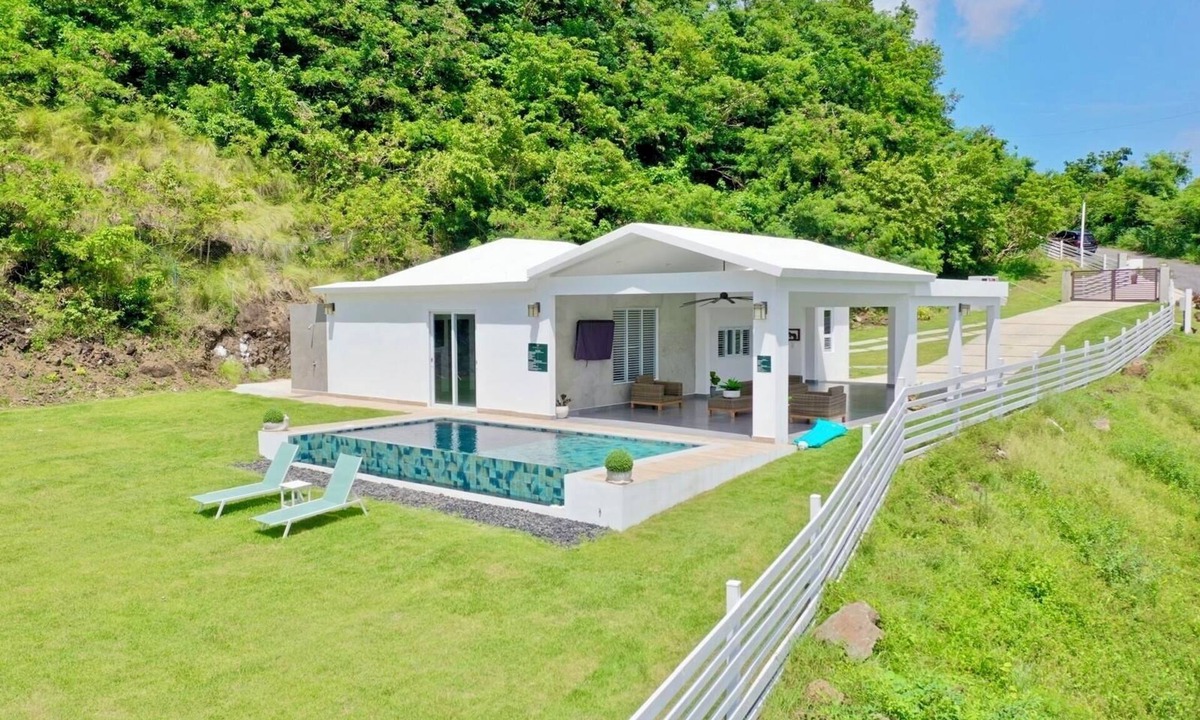 Mameyes I House | Hacienda Cattleya Hacienda Carabali