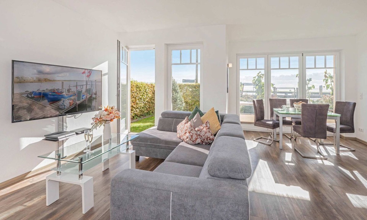 Kamminke Apartment | Haffblick - Modern vacation apartment with terrace & lake view - only 350 m to the lagoon