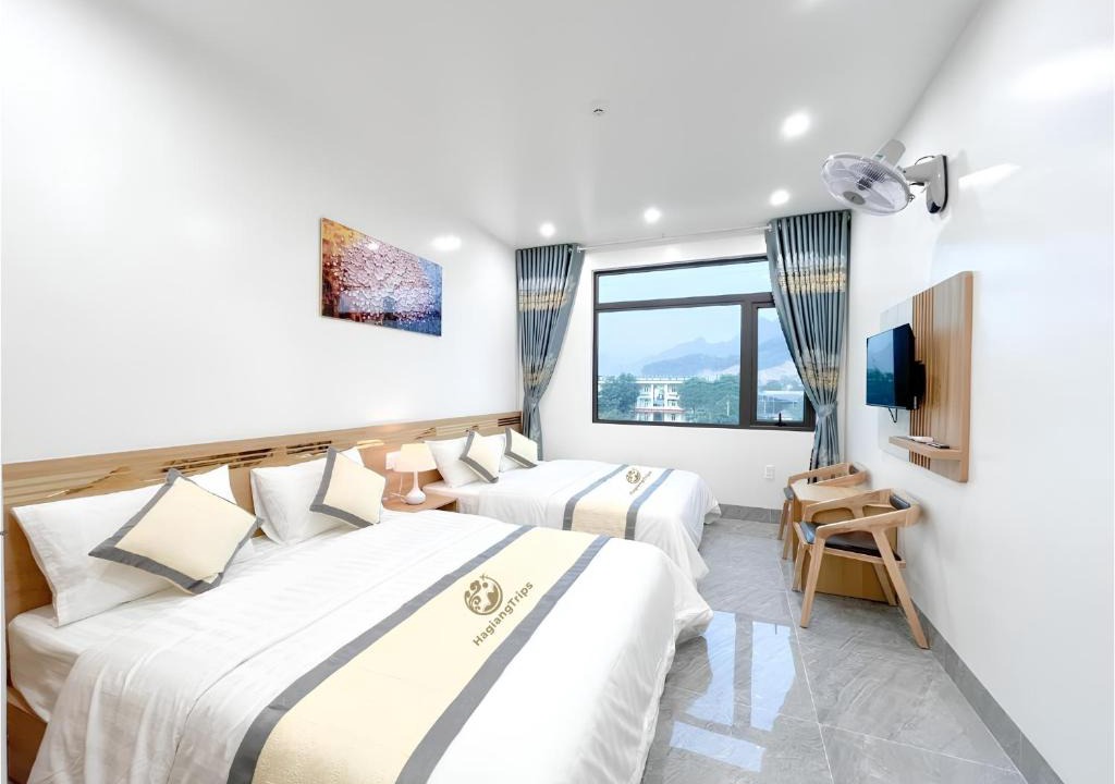 Ha Giang Hotel | HagiangTrips Hotel