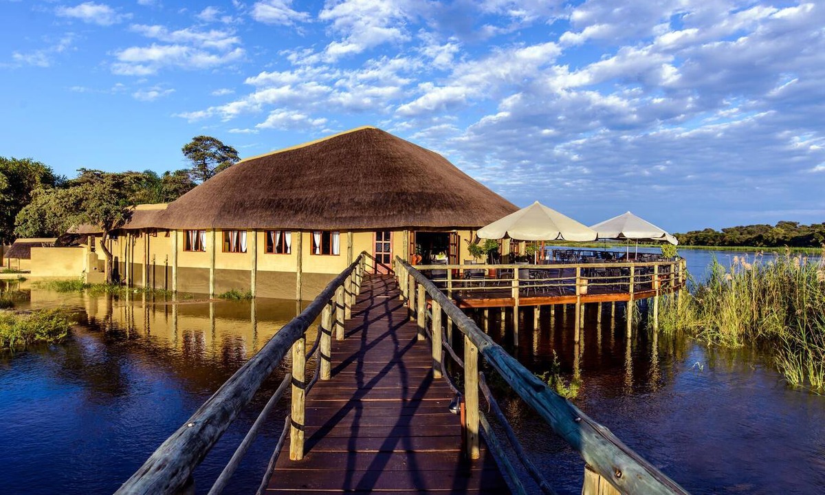Rundu Cabin | Hakusembe River Lodge