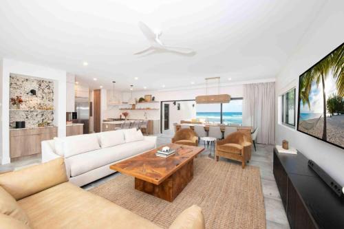 Old Man Bay Villa | Halcyon Point