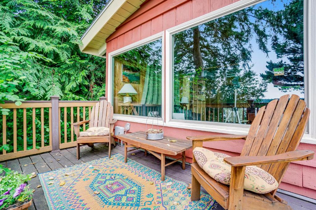 Gig Harbor House | Hale Passage Beach House