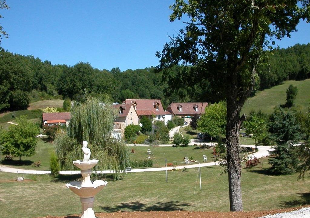 Martel House | Hameau les Combelles