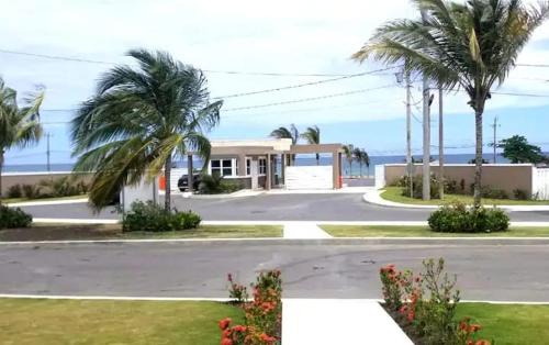 Lucea Villa | Hamilton @ Oceanpointe a serene 2bed 2 bath Villa