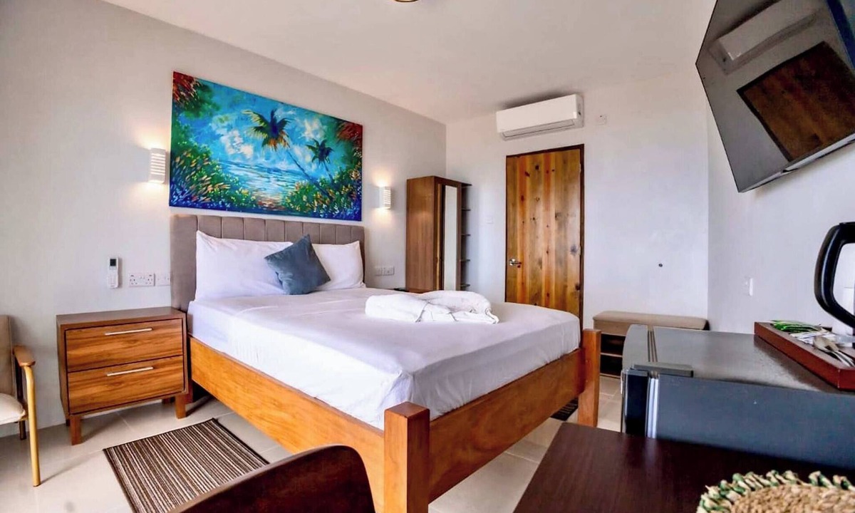 Castries Bed & Breakfast | Hammock CoCo-Nut - by ZenBreak