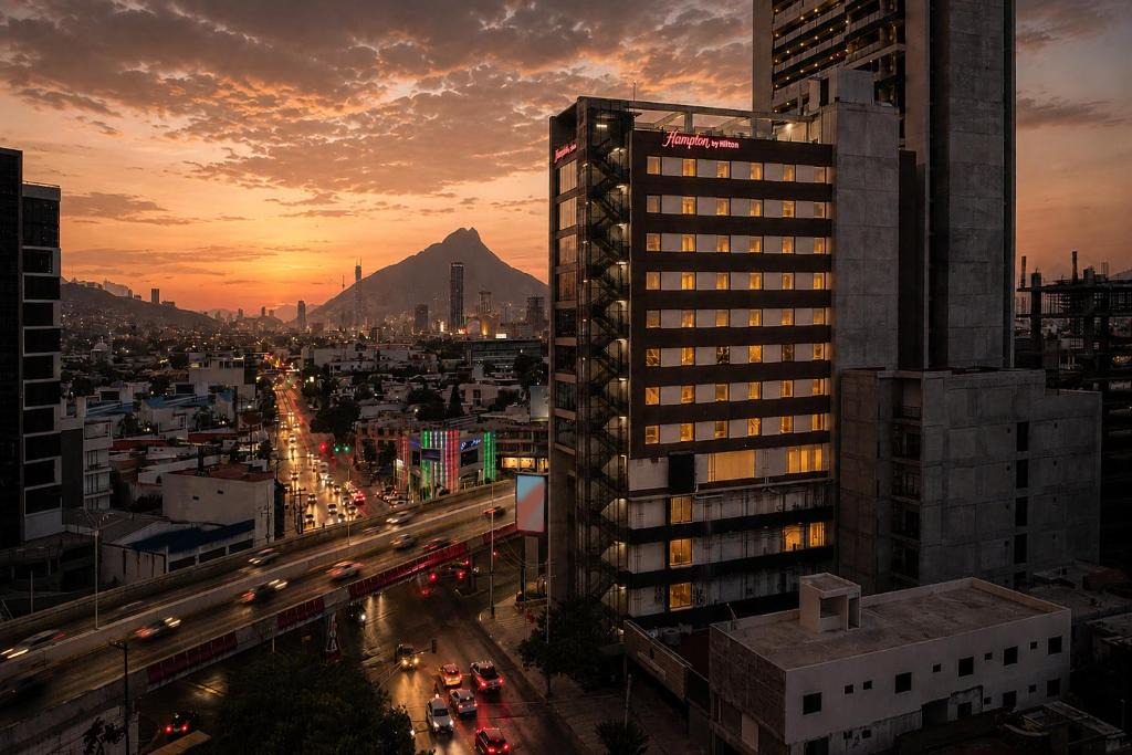 Monterrey Hotel | Hampton by Hilton Monterrey Tecnológico