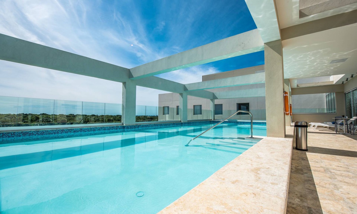 La Caleta Hotel | Hampton by Hilton Santo Domingo Airport