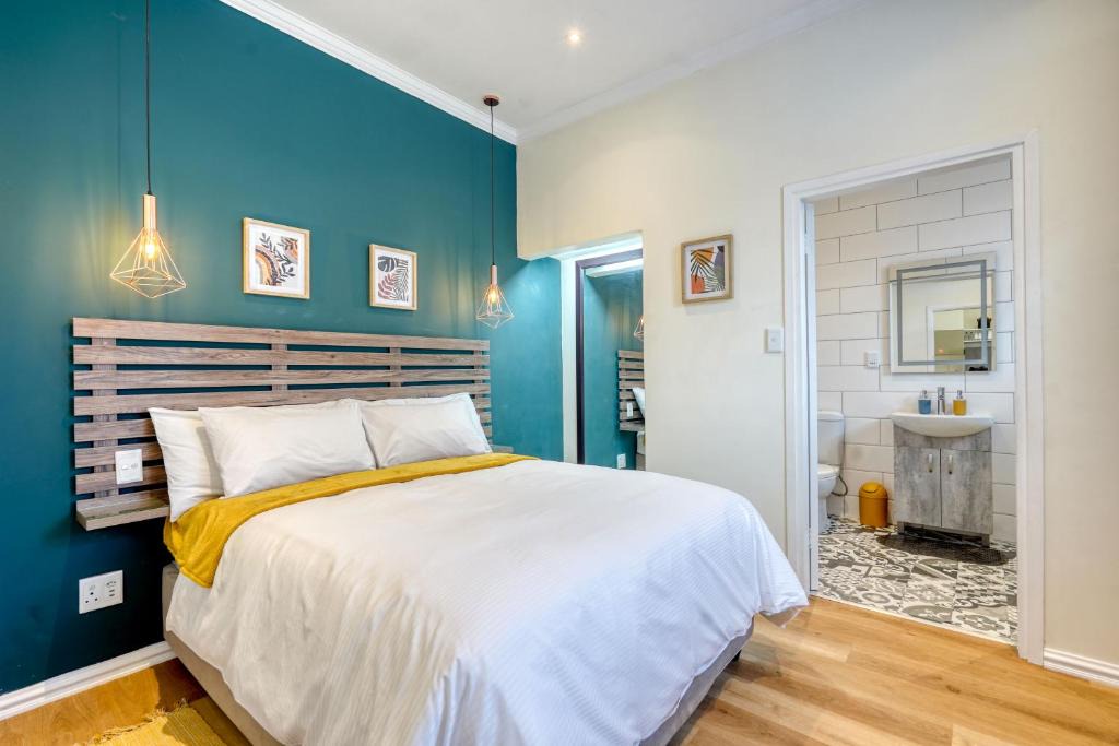 Windermere Apartment | Hampton Collection - Stylish 3 Sleeper Serviced Apartment with Pool