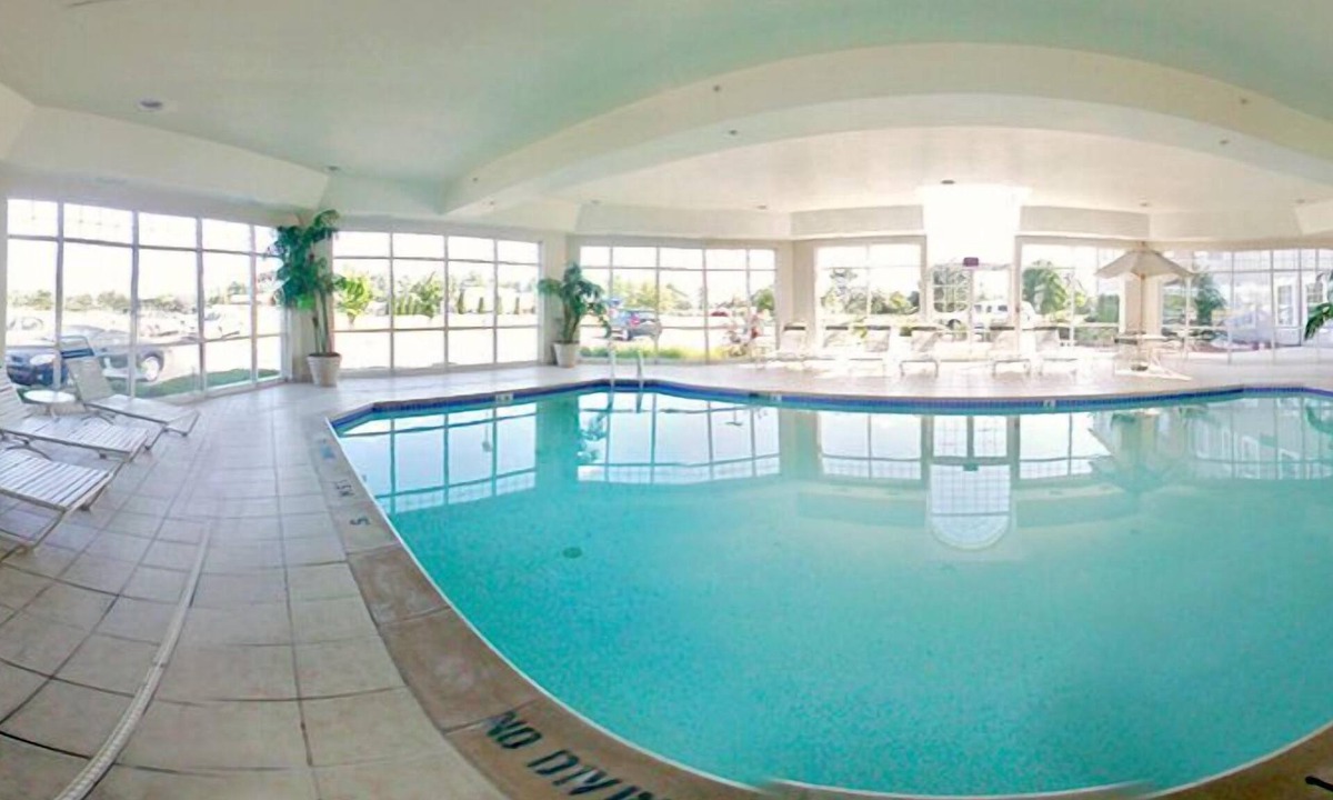 Chelsea Hotel | Hampton Inn by Hilton Chelsea