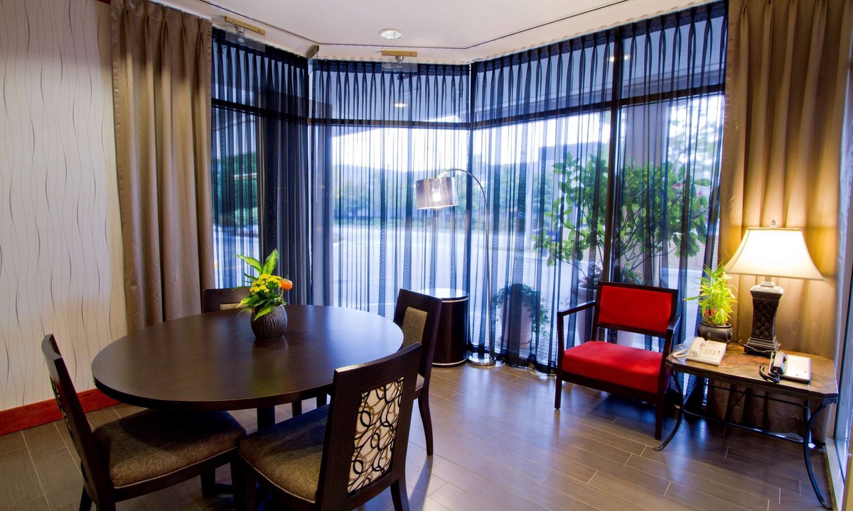 Richmond City Centre Hotel | Hampton Inn by Hilton Vancouver-Airport/Richmond