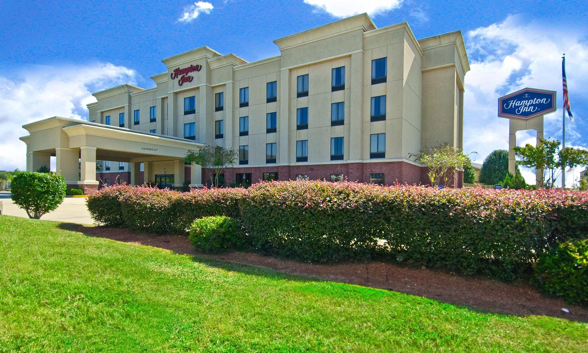 Canton Hotel | Hampton Inn Canton