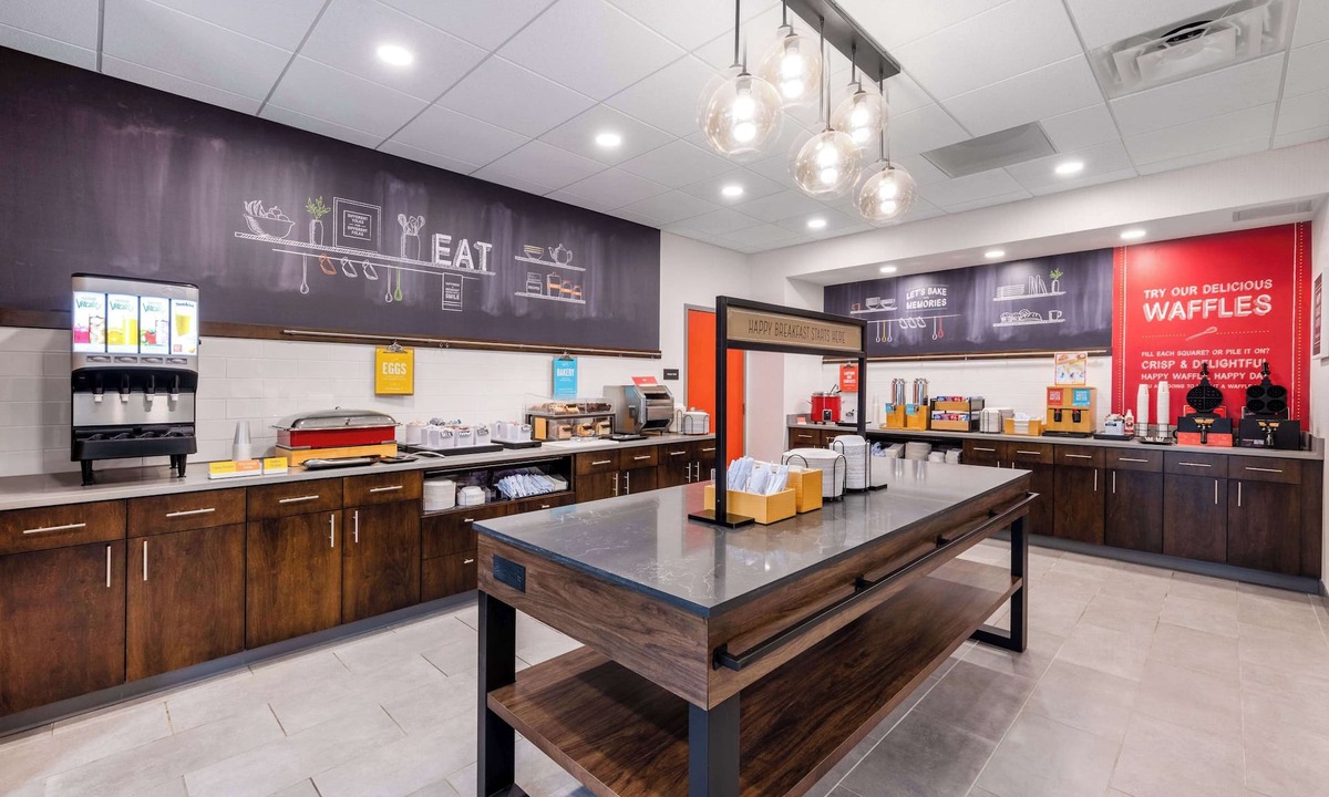 Columbus Hotel | Hampton Inn Columbus Downtown, GA