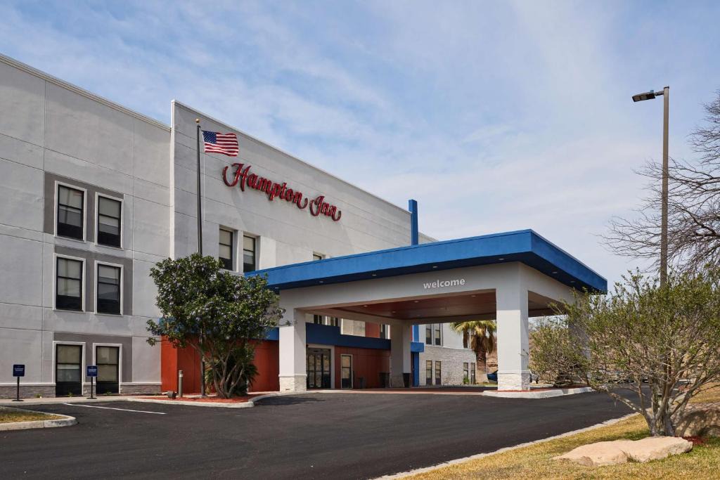 Eagle Pass Hotel | Hampton Inn Eagle Pass