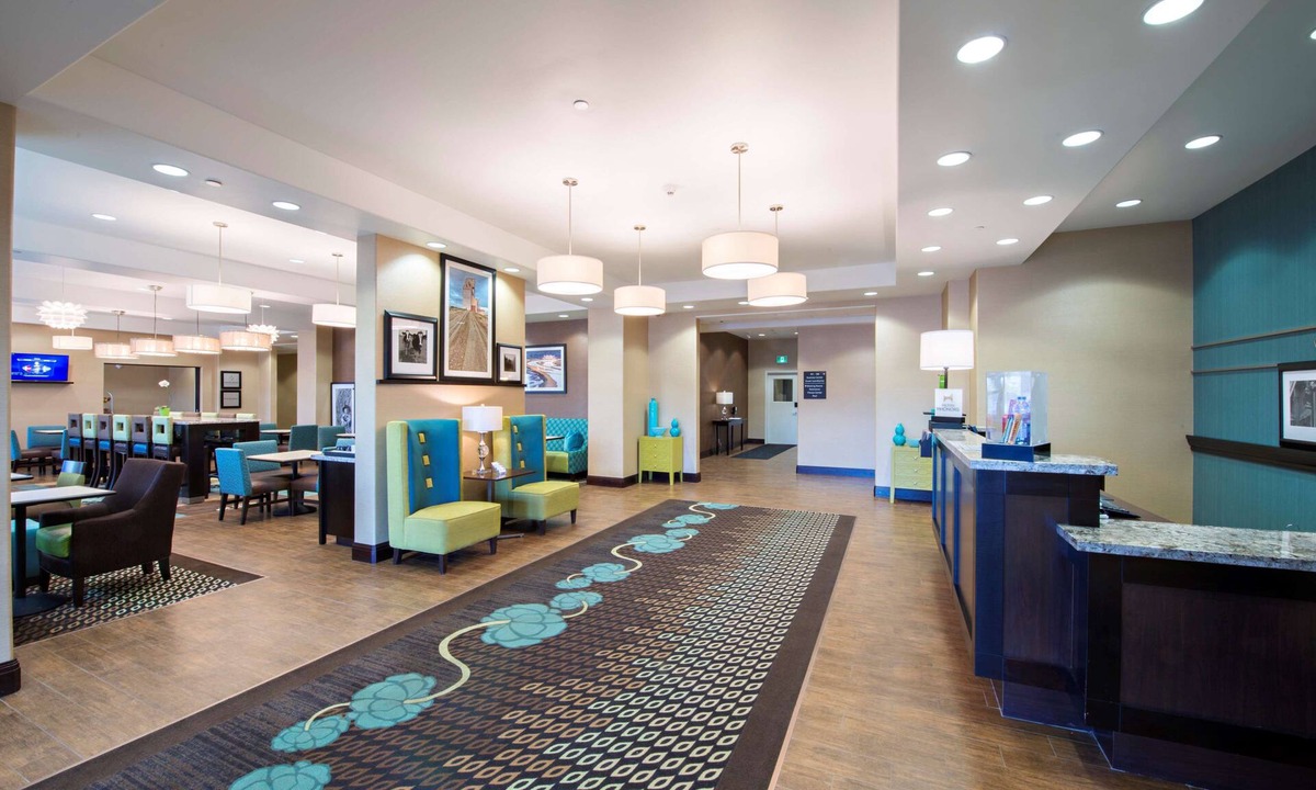 Stonebridge Hotel | Hampton Inn Saskatoon South