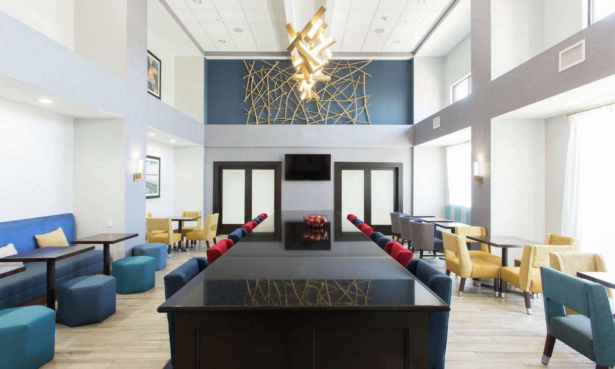 Berwick Hotel | Hampton Inn & Suites Ankeny