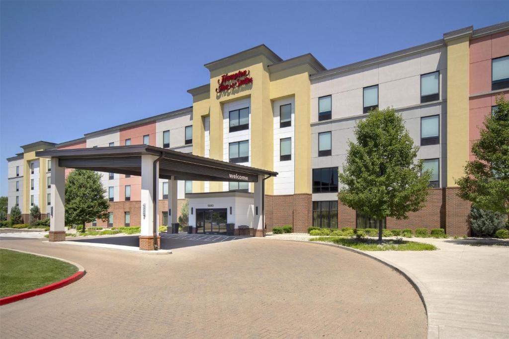 Columbus Hotel | Hampton Inn & Suites by Hilton Columbus Scioto Downs