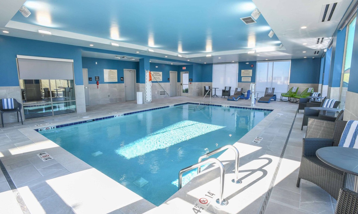 West Chester Hotel | Hampton Inn & Suites Cincinnati Liberty Township