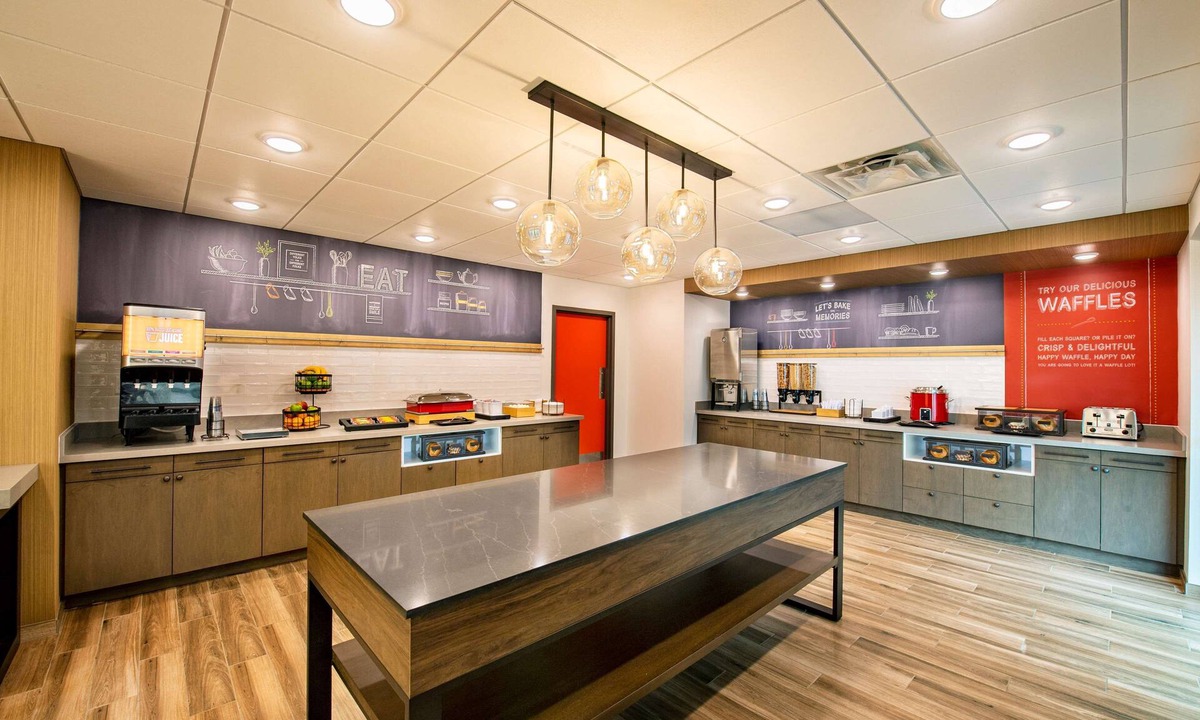 Keller Hotel | Hampton Inn & Suites Keller Town Center