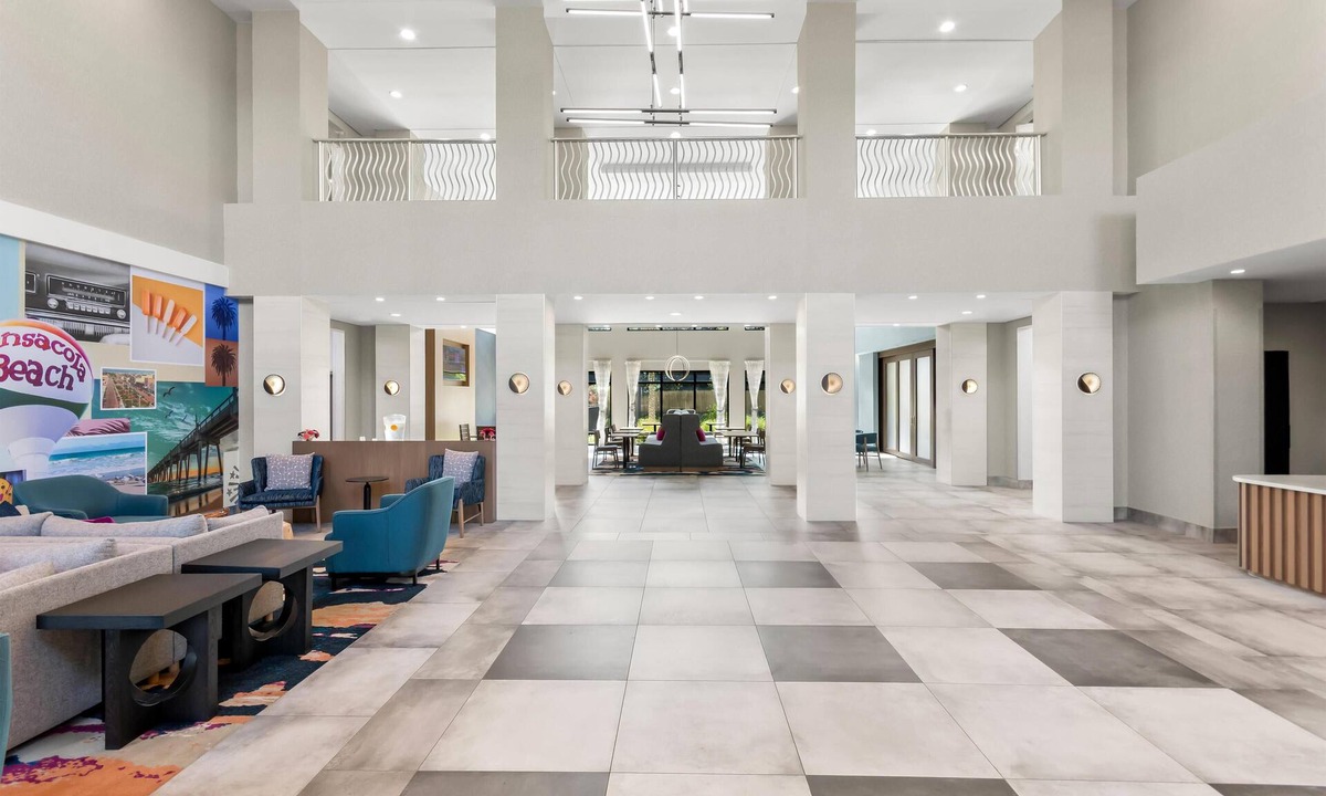 Northwest Pensacola Hotel | Hampton Inn & Suites Pensacola/I-10 Pine Forest Road