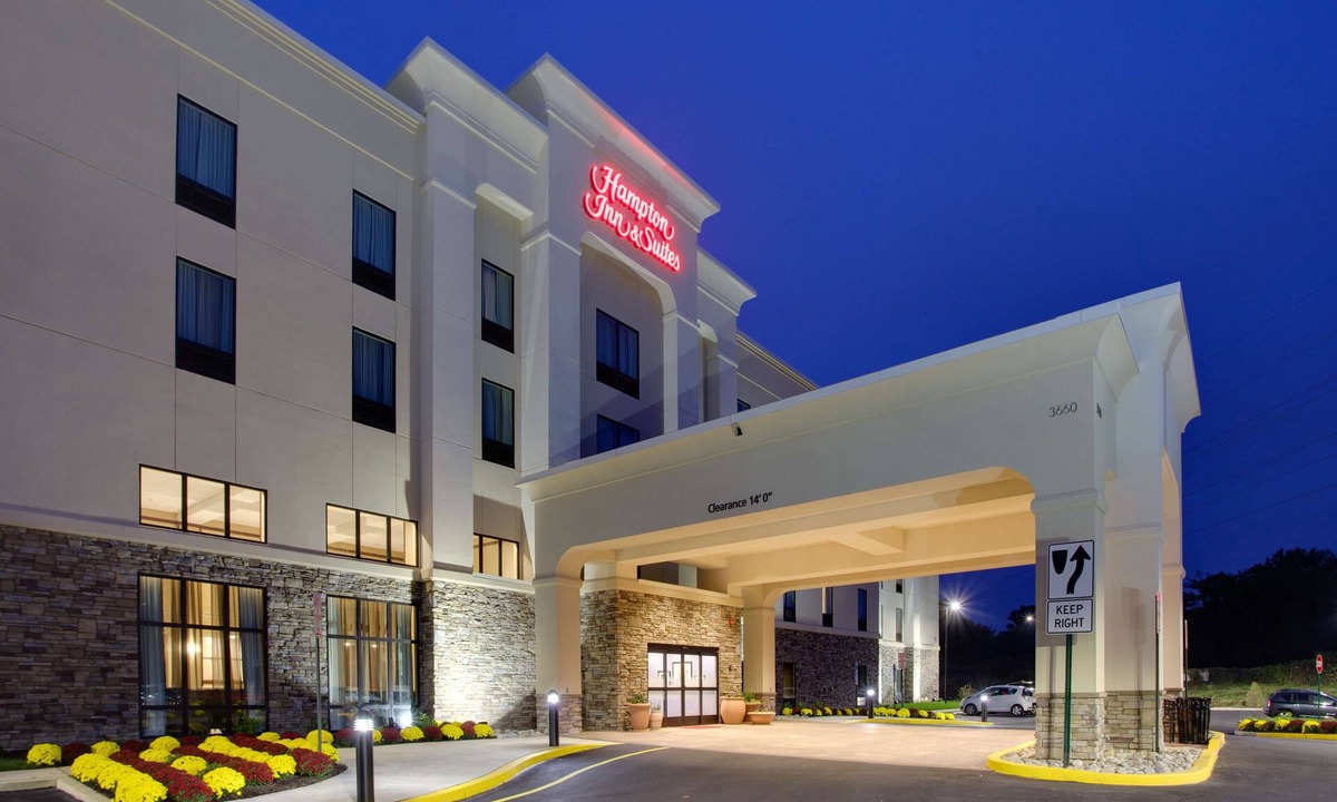 Trevose Hotel | Hampton Inn & Suites Philadelphia/Bensalem