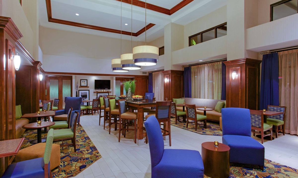 Fredericksburg Hotel | Hampton Inn & Suites Fredericksburg South