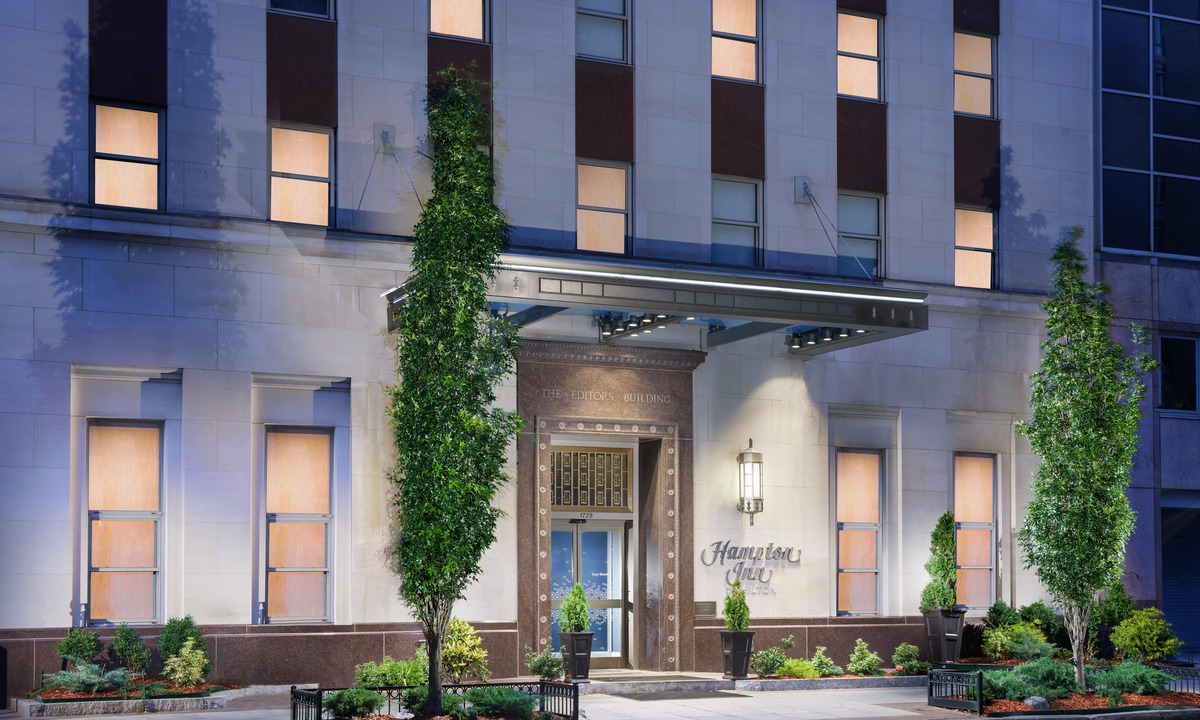 Connecticut Ave - K Street Hotel | Hampton Inn - Washington DC/White House