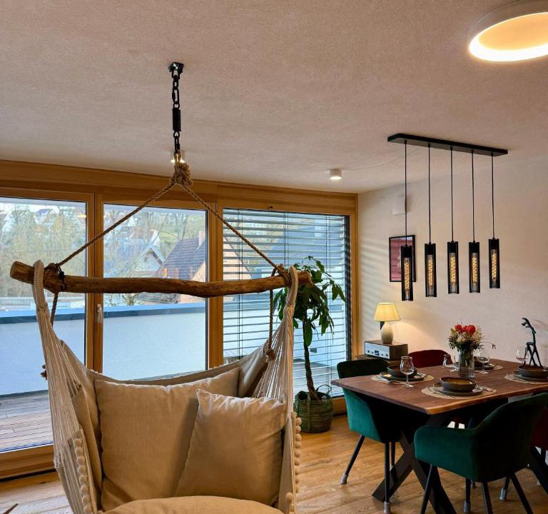 Neckartenzlingen Apartment | Hangout