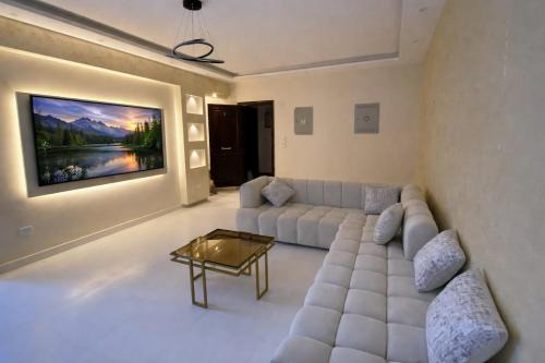 Unorganized in Al Qahirah Apartment | Happily ever after