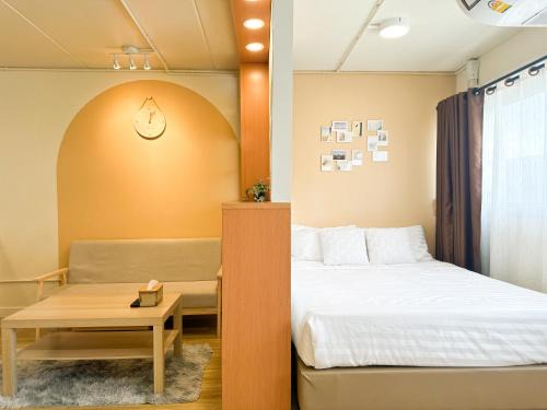 Ban Mai Hostel | Happiness Sleep