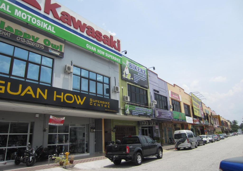 Kampung Kepayang House | Happy Owl