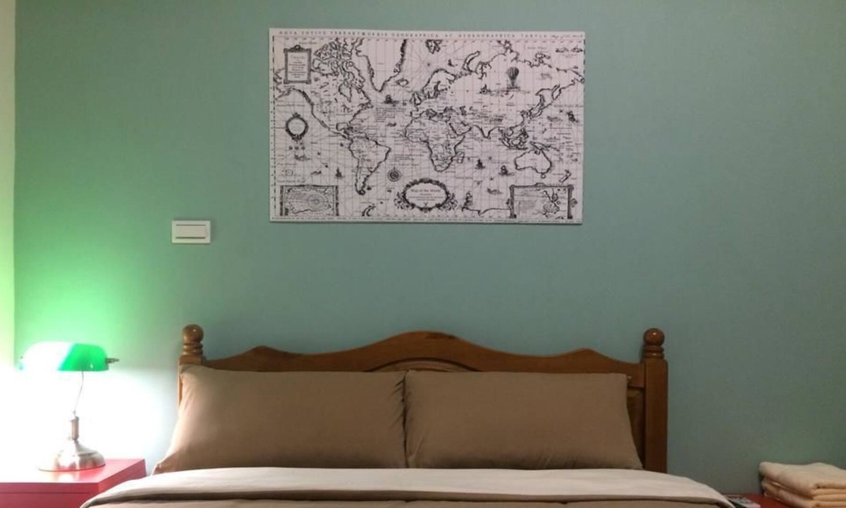 Jinning Hostel | Happy Tree Hostel
