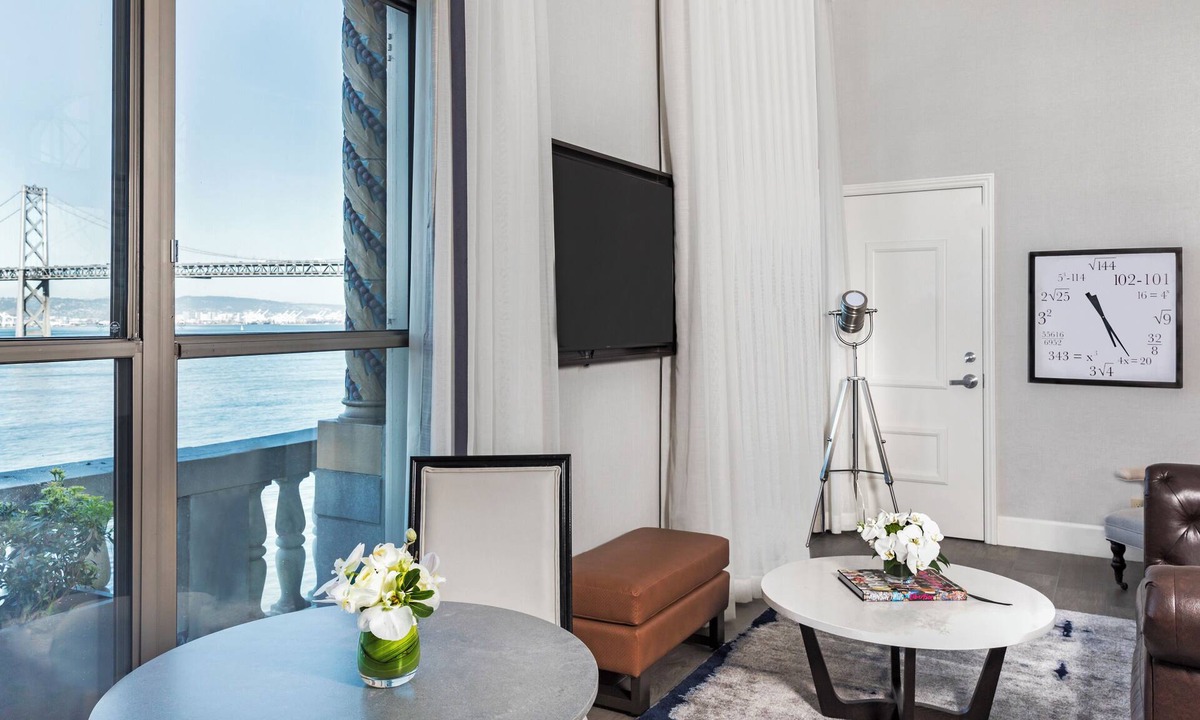 South Beach Hotel | Harbor Court Hotel
