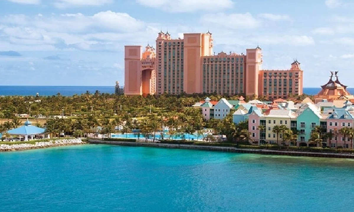 Paradise Island Villa | Harborside Atlantis, kitchen, waterpark access wristbands included for 4 guests