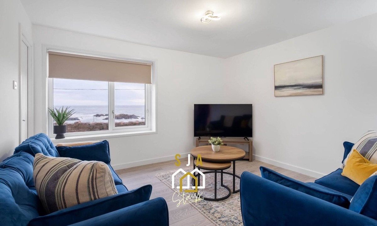 Boddam Apartment | Harbour Street Stay - SJA Stays - 2 Bed Apartment