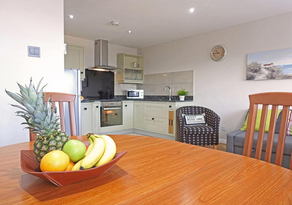 Gosport Apartment | Harbour View 2